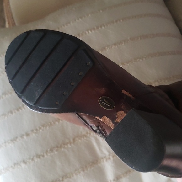 Frye Over-the-knee Heeled Riding Boots - Size 8.5 - Picture 8 of 15